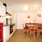Venet By Interhome דירה