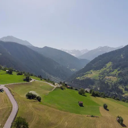 Venet By Interhome Fließ